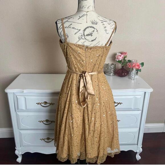 Vintage beaded dress - Picture 3 of 7